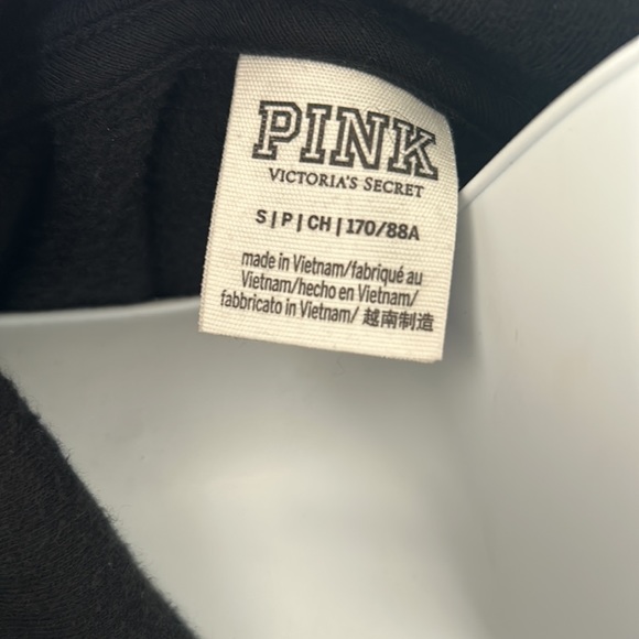 Pink black pullover. - Picture 5 of 5